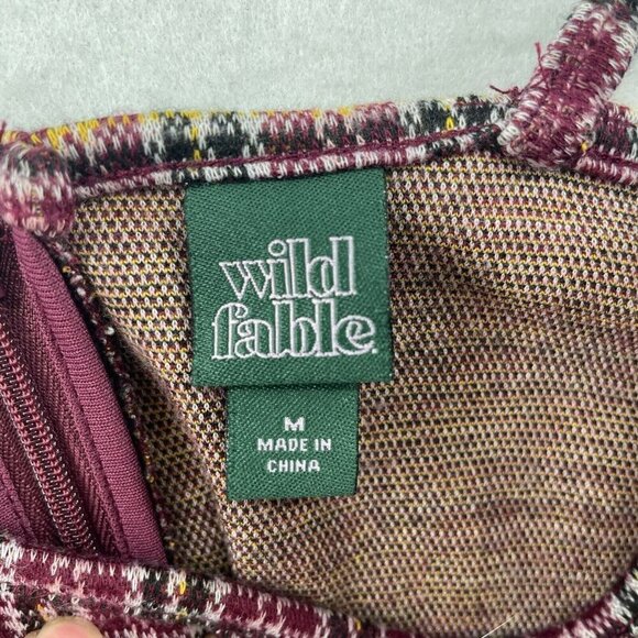 Wild Fable Jumpsuit Women's Sz M Red Plaid Scoop Neck Flared Cropped Stretch Zip - Picture 10 of 11